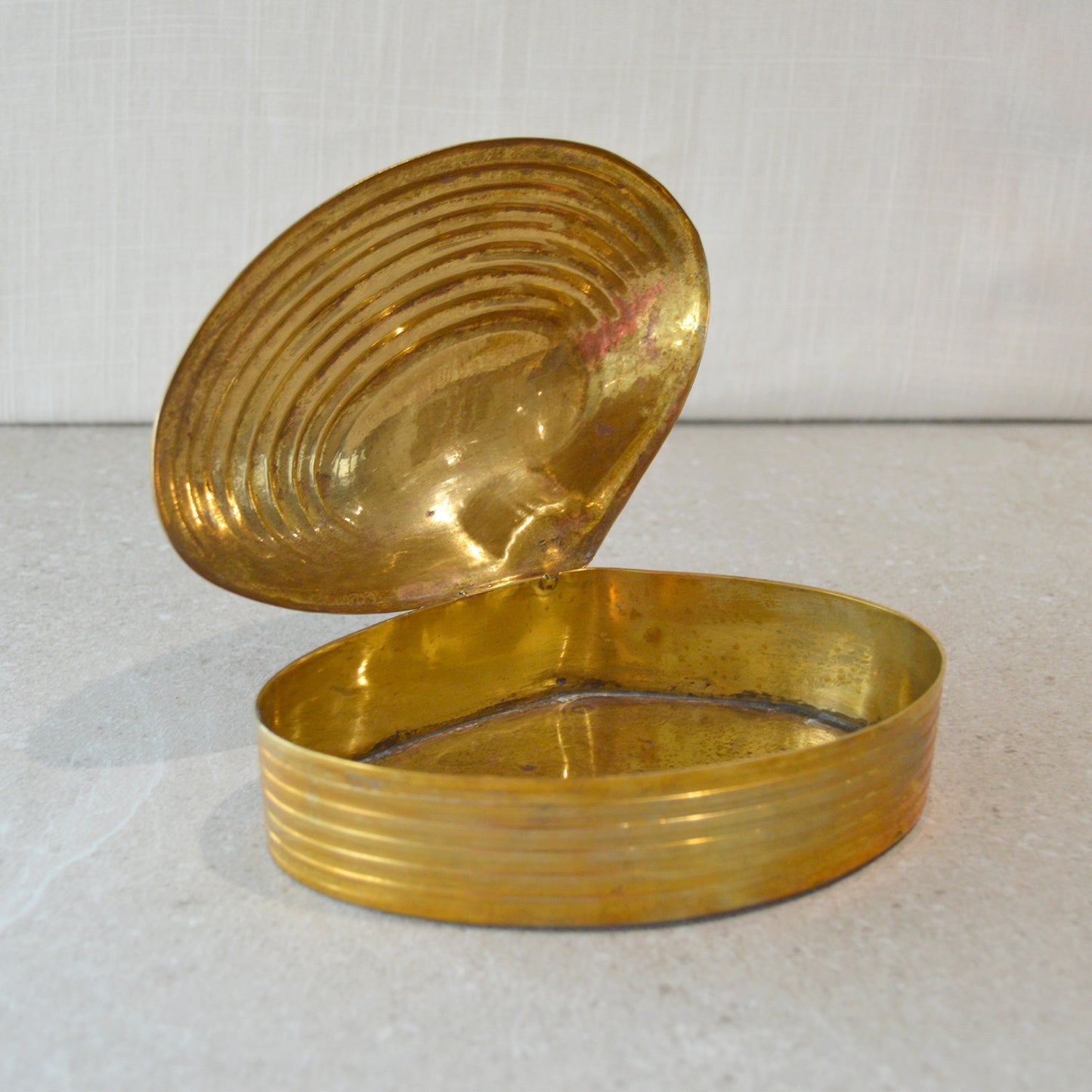 Vintage Brass Seashell Oyster Hinged Trinket Box