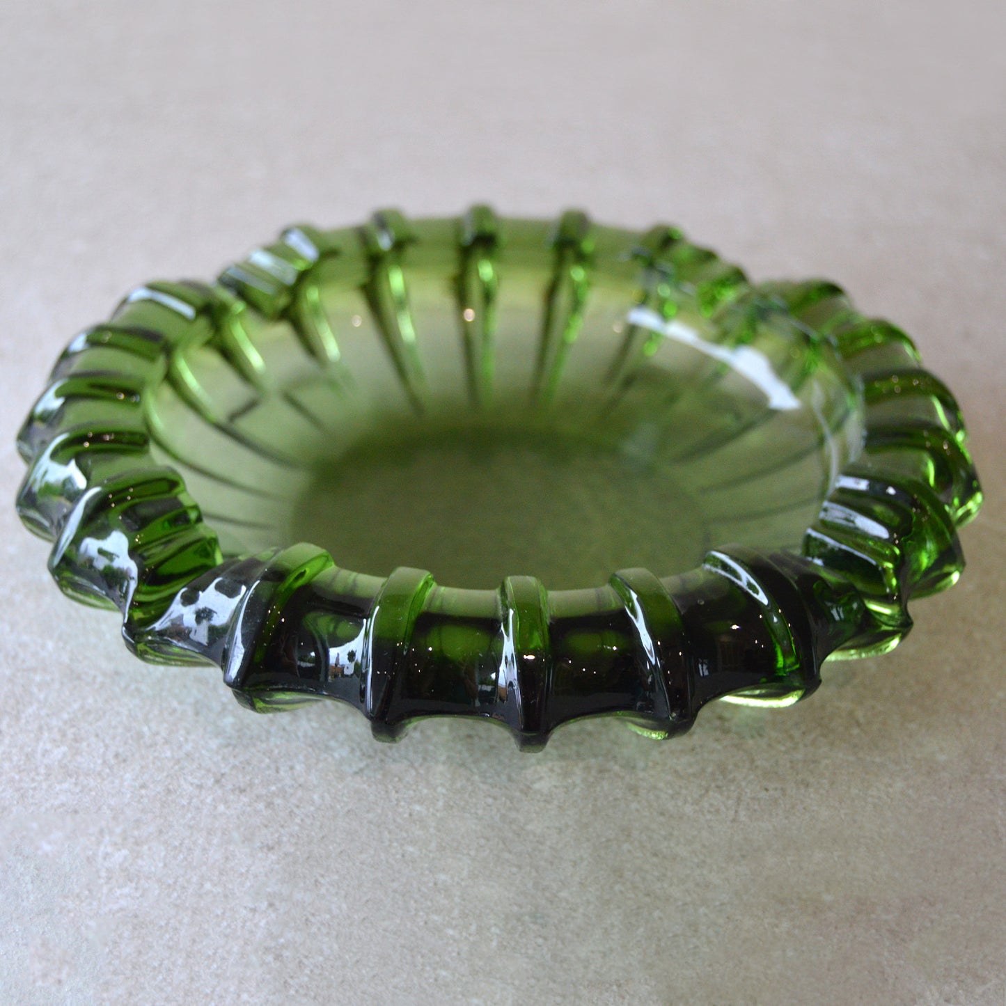 Vintage Fostoria Emerald Green Glass Ashtray (1940s)